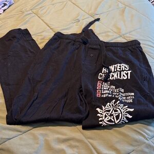 Black Men's Pajama Pants with Graphic Design